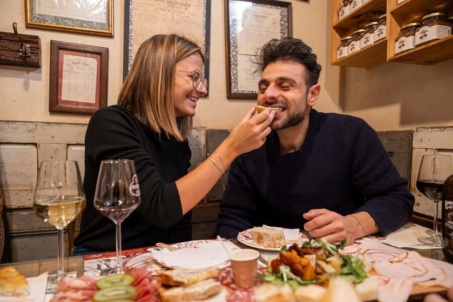 Milan’s Full-Meal Gourmet Food Tour - More Than Tastings - Around the Duomo: saffron risotto and a real midday meal