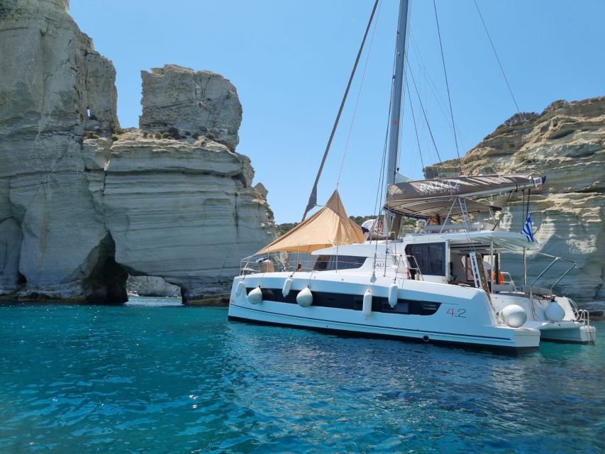 Milos: Full-Day Catamaran Cruise with Food and Open Bar - Kalogries Beach and the first swim