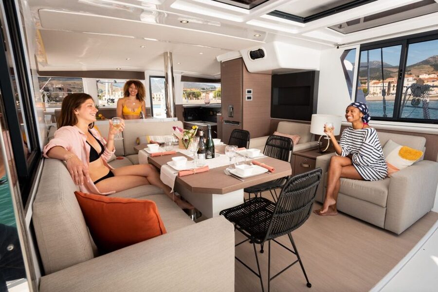 Milos: Full-Day Catamaran Cruise with Food and Open Bar - Cape Vani and Sikia Cave from the water