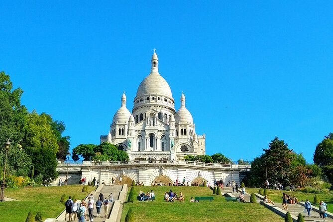 Montmartre Hill French Gourmet Food and Wine Tasting Walking Tour - Why food is the right way into Montmartre