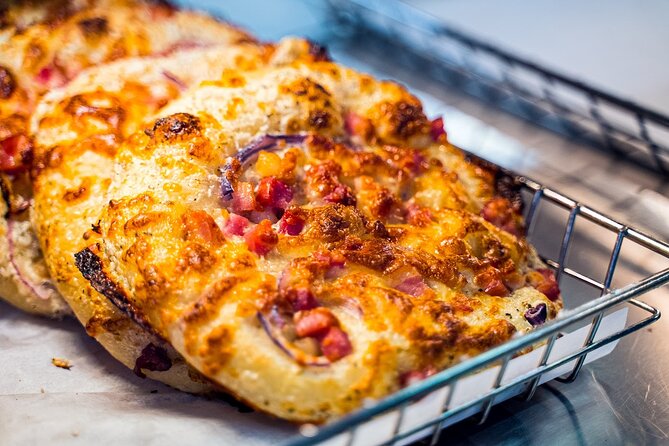 Montreal Mile End Authentic Food Tour with 7 Delicacies Tastings - Why Montreal food makes a good walking tour