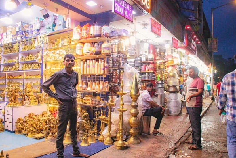 Mumbai: Street Food and Night Markets Tour - Taj Icecream: a cool finish