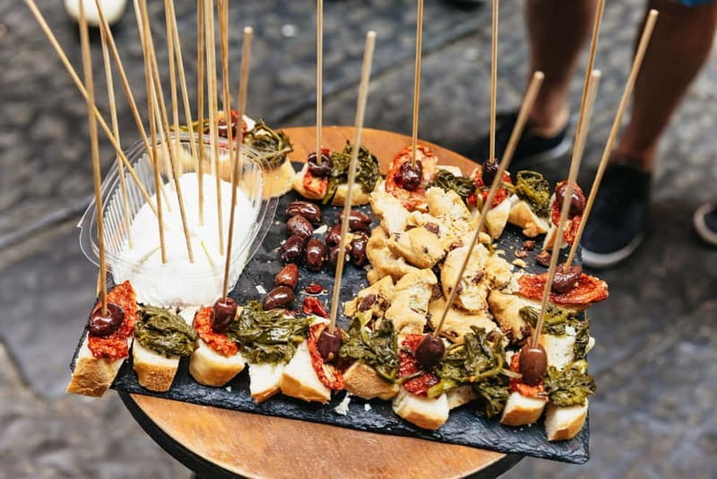 Naples: Guided Street Food Tour with Spritz - The savory opening: taralli, frittatina, and fried pizza