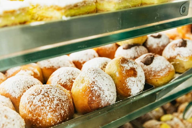 Naples: Guided Street Food Tour with Spritz - Piazza Nilo, desserts, and the sweet side of the city