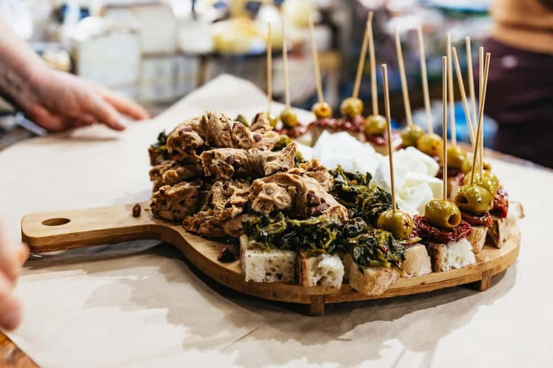 Naples: Street Food Walking Tour with Local Guide - Who should book this Naples food walk?