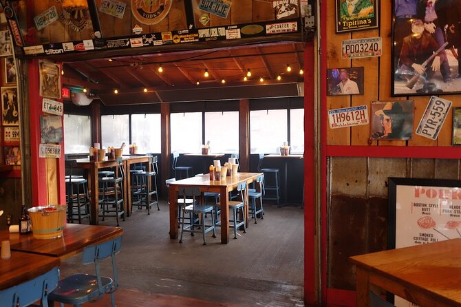 Nashville: Food Tour with 5+ Tastings of Local Delicacies - Who should book it?
