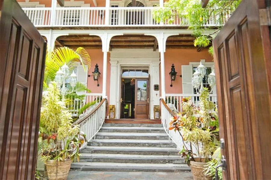 Nassau: Bites and Sites Food and Cultural Walking Tour - Is $91 a good value?