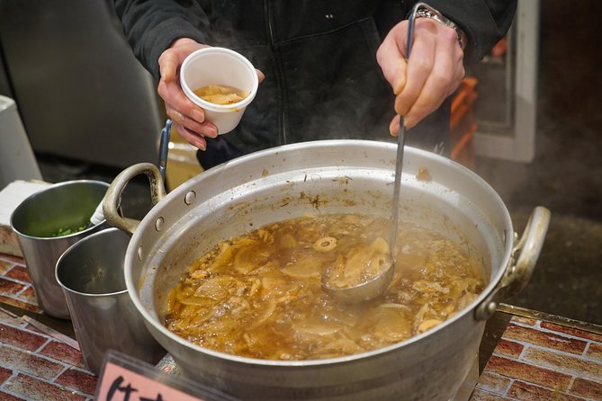 Nishiki Market Brunch Walking Tour (7 Tastings + Brunch) - The guide can make or break the experience