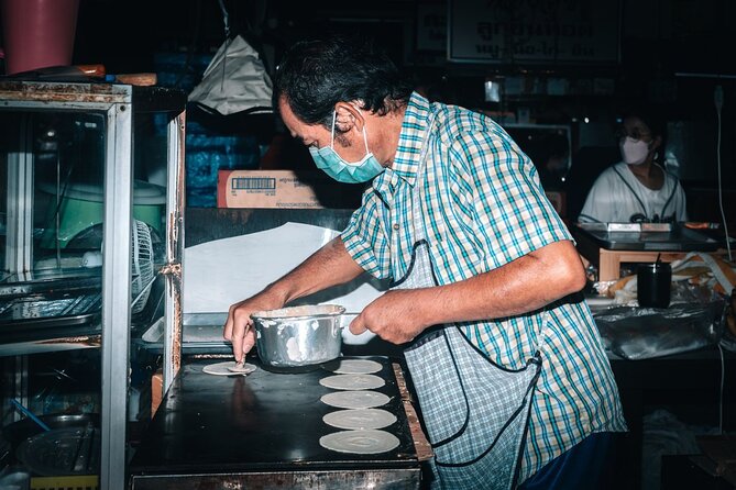 Northern Flavours Chiang Mai Food Tour with 15+ Tastings - The middle stretch: markets, stalls, and dishes you might miss