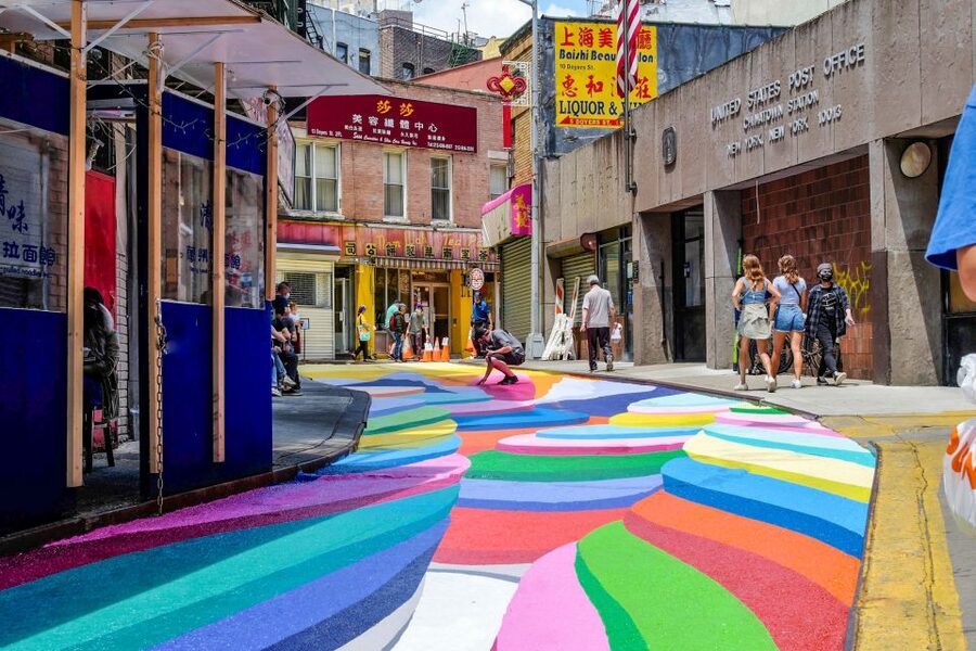 NYC: Chinatown and Little Italy Food Tour - Walking down Mulberry Street