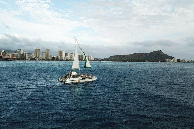 Oahu Catamaran Waikiki Sunset on 40 Foot Catamaran: Food and BYOB - Sunset, City Lights, and the Return to Honolulu
