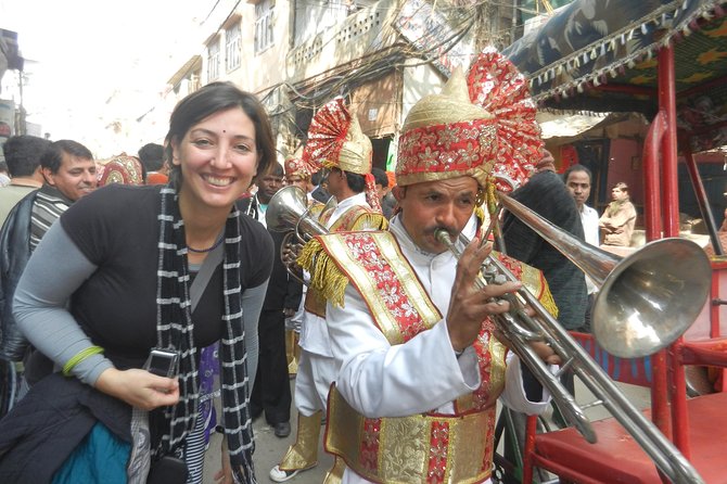 Old Delhi Food, Heritage&Cultural Walk with Rickshaw ride to Masterji Kee Haveli - Safe street food, tea, and local drinks