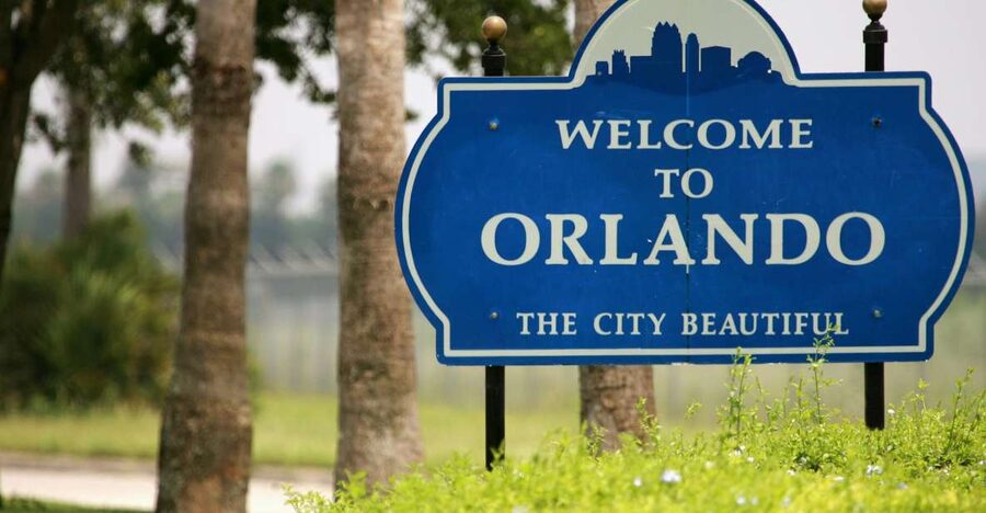 Orlando: Half-Day Sightseeing Tour + Eat & Play Savings Card - What the $100 price really covers