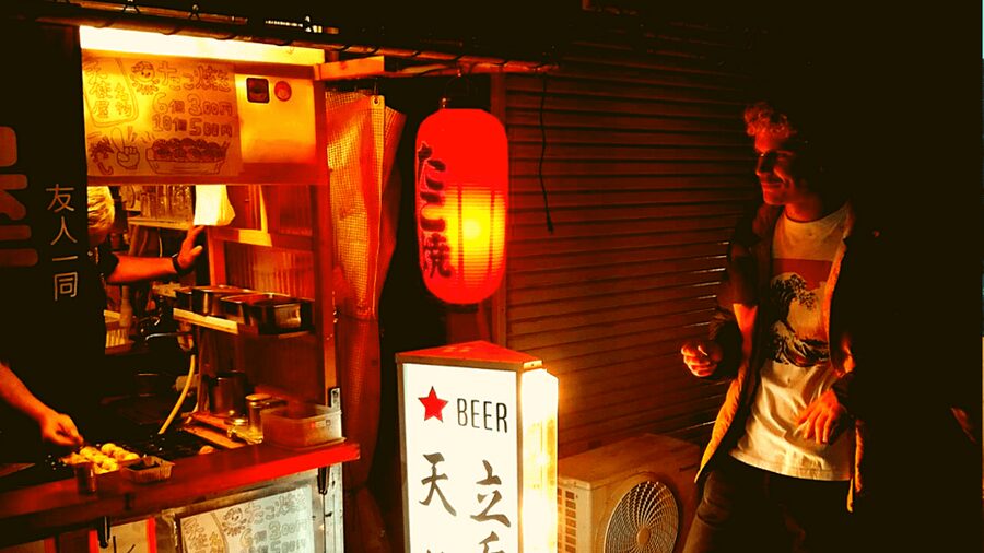 Osaka: Shinsekai Food Tour with 13-15 Dishes at 5 Eateries - The gyoza stop brings a crisp change of pace