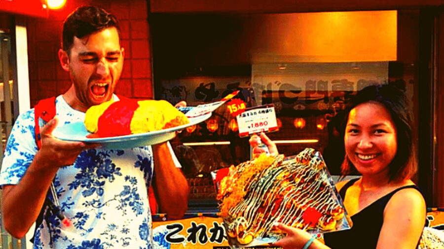 Osaka: Shinsekai Food Tour with 13-15 Dishes at 5 Eateries - What the guides add between the dishes