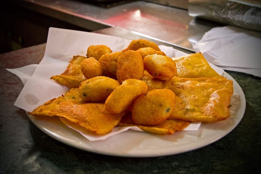 Palermo: Small Group Night Street Food Tour - Why this Palermo food walk works so well