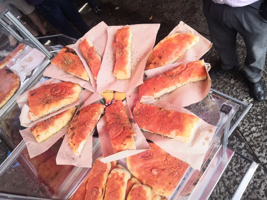 Palermo: Street Food Walking Tour with Local Guide & Tasting - How much food do you receive for $52?