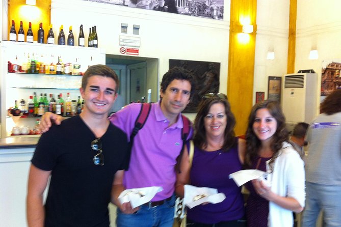 Palermo Walking Tour and Street Food - A puppet theater and Palermo’s living stage