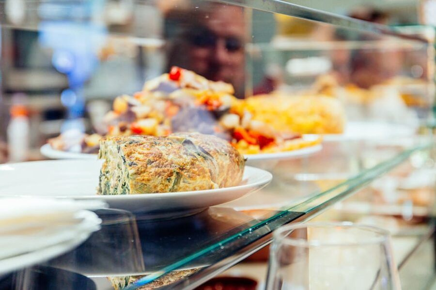 Palma de Mallorca: Foodie Walking Tour of the Old Town - Panadas, sobrasada, and the flavor of Mallorca