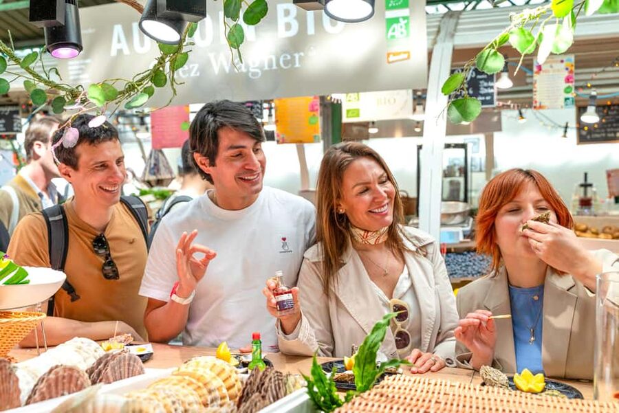 Paris: Champagne and Oysters Food Tour - How much food do you really get?
