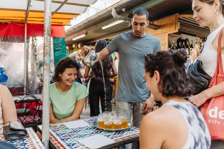 Paris Culinary Tour: 11 Tastings & 2 Wines in Le Marais - Chocolate and macarons at Jean-Paul Hevin