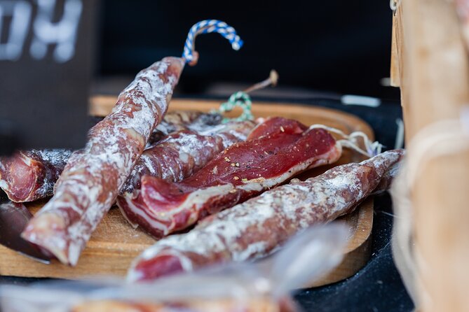 Paris Montmartre Food Tour - A Full French Meal by Do Eat Better - The guide makes the difference