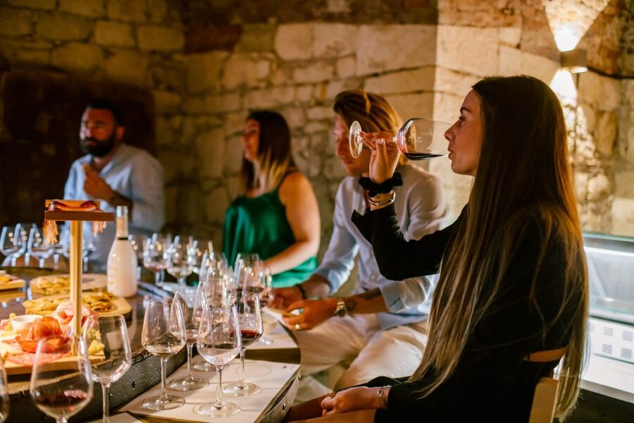 Pastrengo: Lake Garda Wine & Food Tasting in Historic Fort - What the 90-minute schedule feels like
