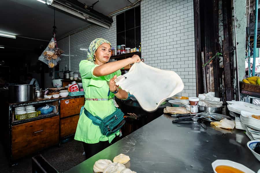 Phuket: Southern Flavours Food Tour with 15+ Tastings - Hokkien noodles at a family-run shop