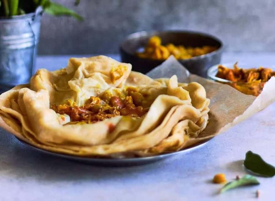 Port Louis: Street Food & City Tour - The first food stops: faratas, rougaille and local life