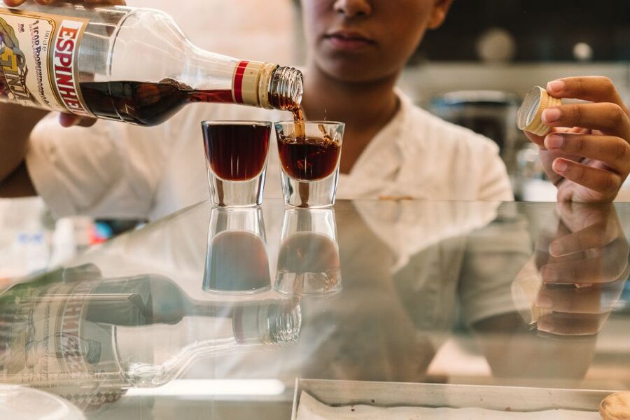 Porto: Evening Local Food Crawl with Drink Pairings - Clérigos and Cedofeita between bites