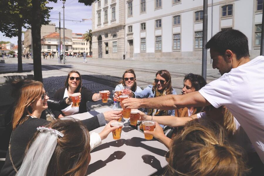 Porto: Evening Local Food Crawl with Drink Pairings - Port, wine, beer and spirits in the same crawl