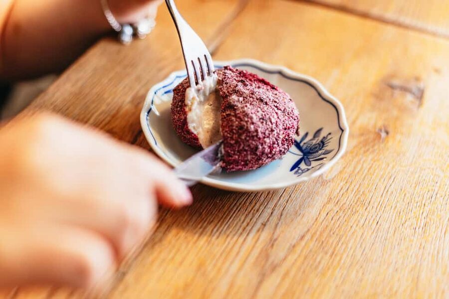 Prague: Guided Street Food Walking Tour - Should you book the two-hour tour?