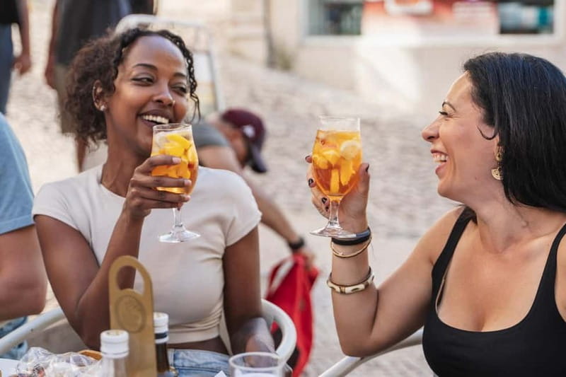 Private Lisbon Food Tour in Baixa with Wine & Local Delights - Praça do Comércio and the story of the rebuilt city