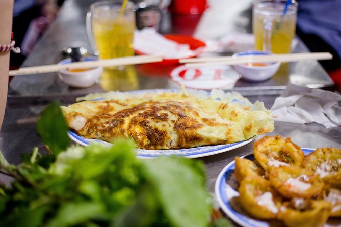 Private Street Food Motorbike Tour in Ho Chi Minh City - Safety, weather, and what to bring