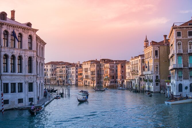 Private Venice 2 hrs Tour: Boat & Walking Tour with food tasting - Walking through Campo Santa Maria Formosa