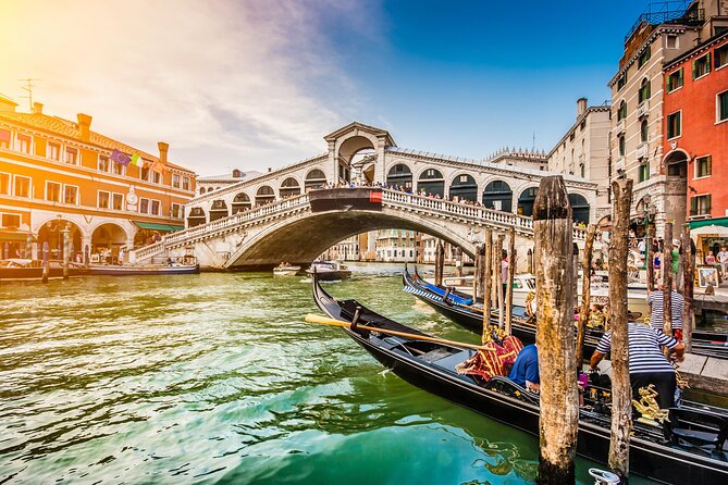 Private Venice 2 hrs Tour: Boat & Walking Tour with food tasting - The final snack: pastry, coffee, or cicchetti
