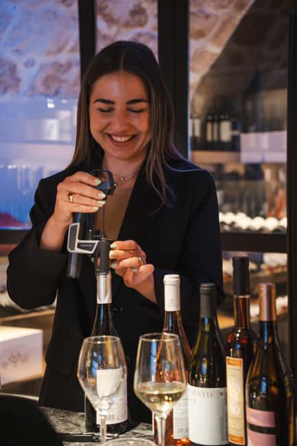 Rethymno: Cretan Wine Tasting Guided Tour with Local Food - Antigone’s personal way of teaching