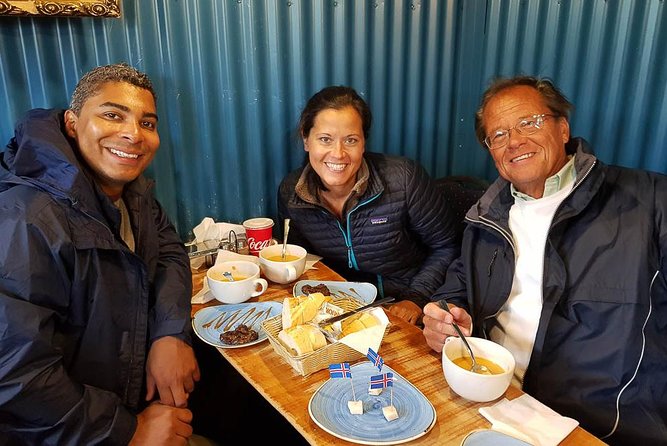 Reykjavik Food Lovers Tour - Icelandic Traditional Food - Dass Reykjavik, fermented shark, and the final toast