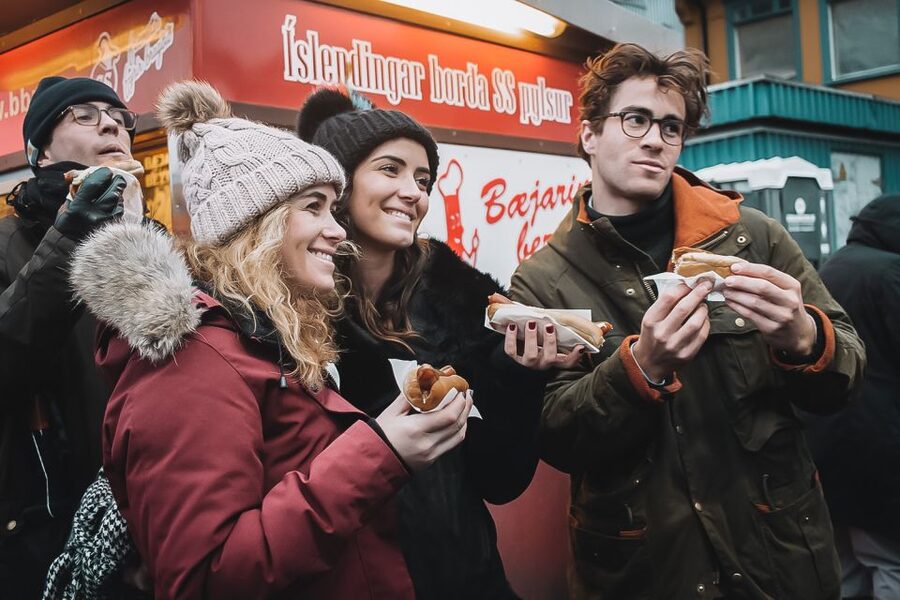 Reykjavik: Guided Foodie Walking Tour with 6 Tastings - Key points to know before you book