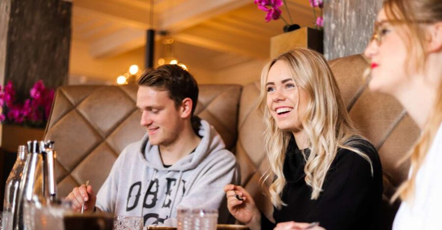Reykjavik: Guided Foodie Walking Tour with 6 Tastings - Why food is a smart way to meet Reykjavík