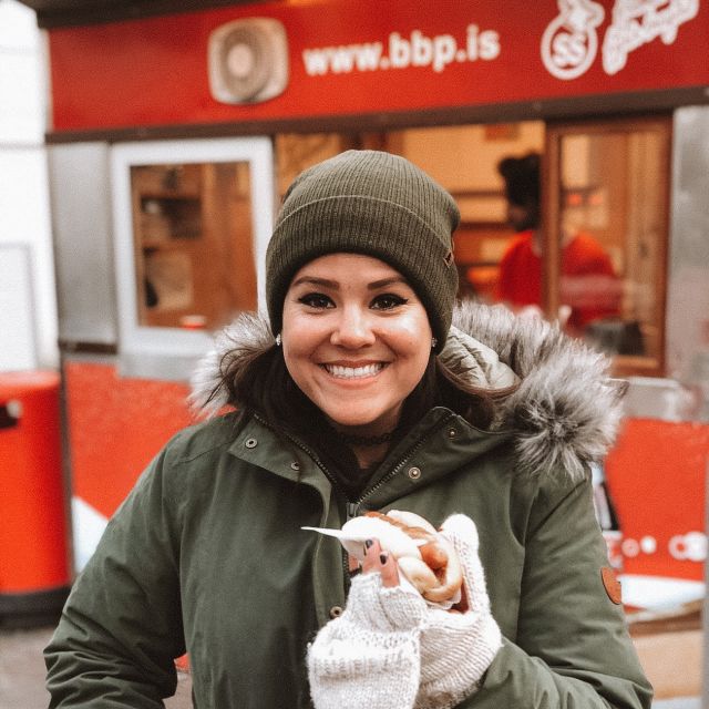 Reykjavik: Guided Foodie Walking Tour with 6 Tastings - Five stops, six to eight tastes