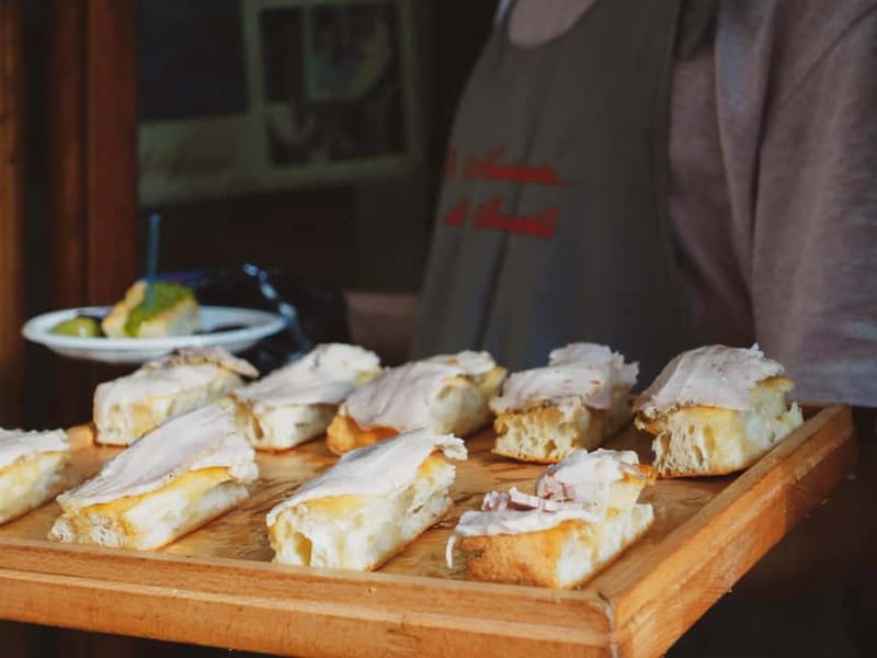 Rome All in One: Trastevere Food Tour, Dinner & Drinks - What the guides add beyond the food