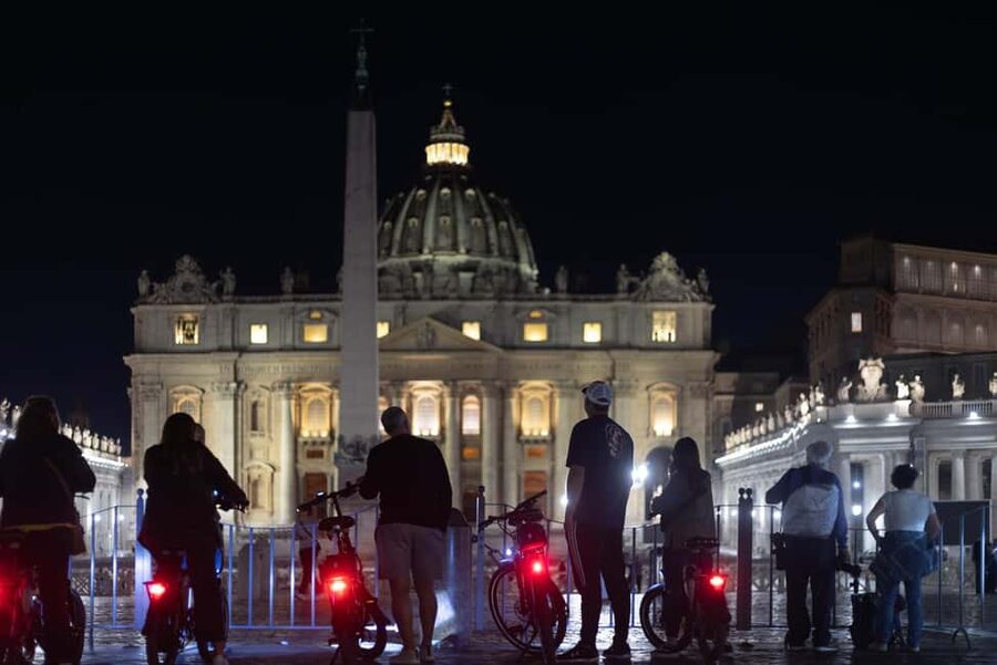 Rome by Night: E-bike Small Group Tour -Food & Wine (Option) - Key points to know before you book