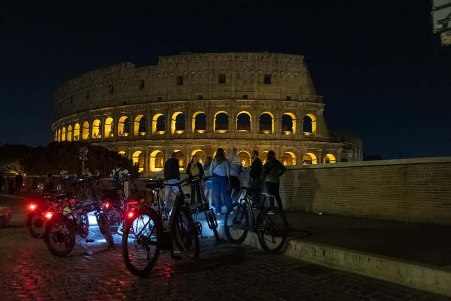 Rome by Night: E-bike Small Group Tour -Food & Wine (Option) - Why Rome by e-bike works so well at night