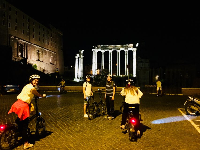 Rome by Night: E-bike Small Group Tour -Food & Wine (Option) - Piazza Navona, the Pantheon, and Trevi Fountain
