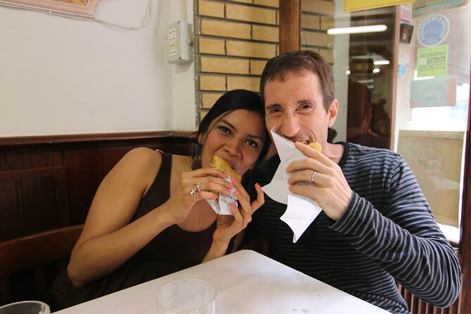 Rome Food Tour: Hidden Gems of Trastevere with Dinner & Wine - What the guides add to the meal