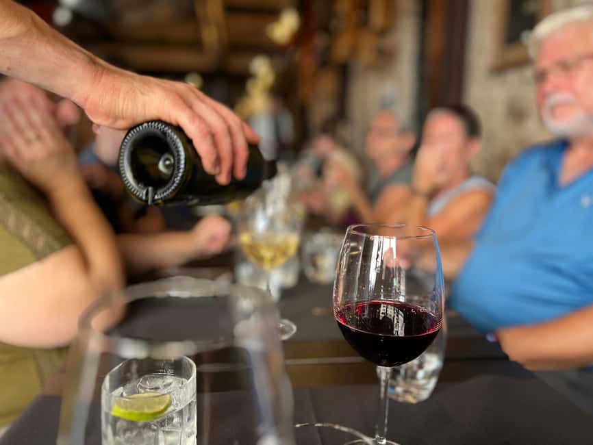 Rome: Gourmet Food Tour with Dinner & Barolo Wine - What the guides add to the meal