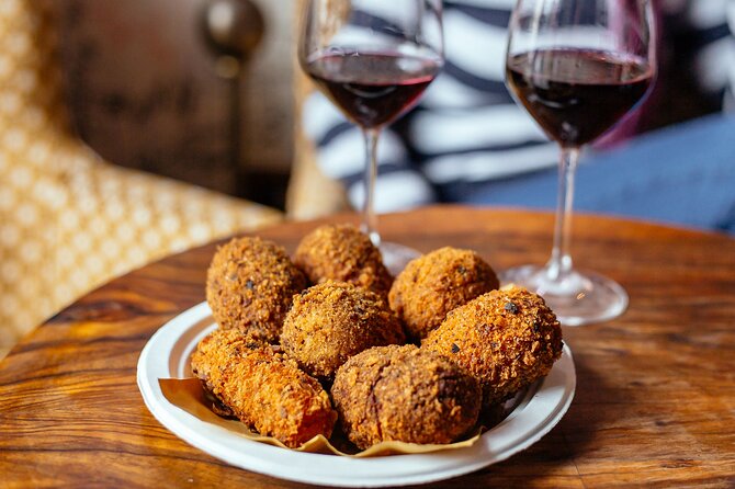 Rome Private Food Tour with 6 or 10 Tastings - The private guide is the real value