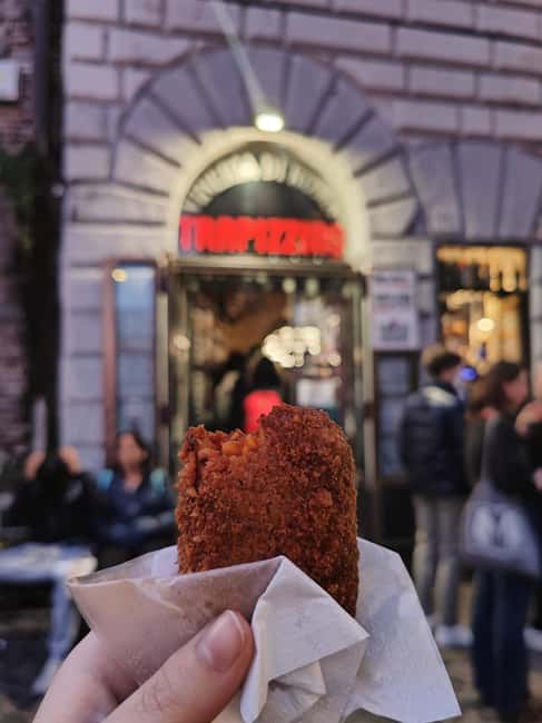 Rome: Trastevere and Campo de Fiori Food Tour - Crossing the Tiber with food on your mind