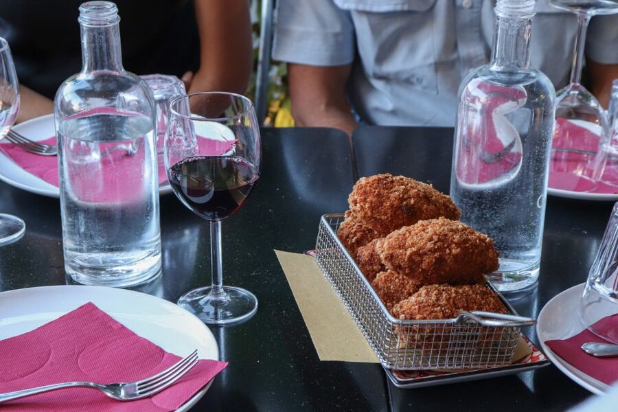 Rome: Trastevere and Campo de Fiori Food Tour - Supplì, pasta, and a local osteria